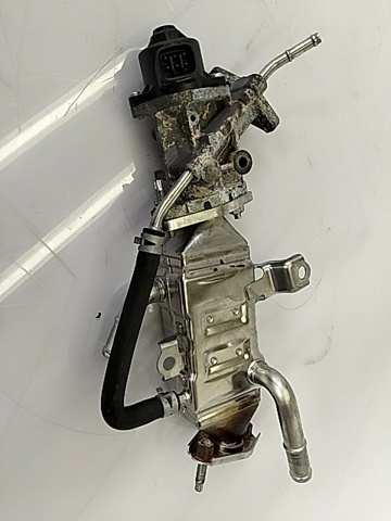 2562037140 Toyota