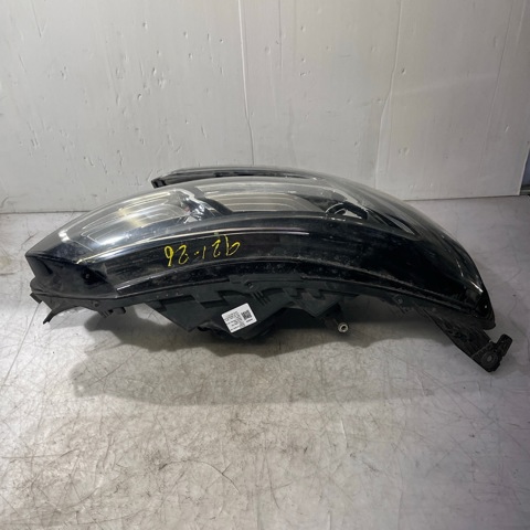 Luz direita 260100141R RENAULT
