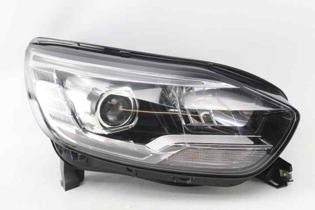 Luz direita 260101685R RENAULT