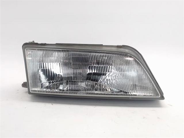 Luz direita 2601044U25 NISSAN