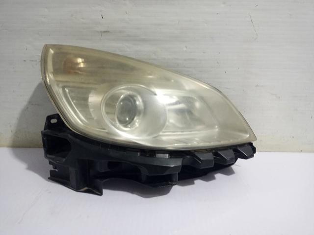 Luz direita 260105359R RENAULT