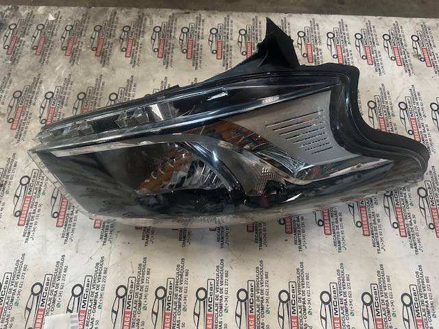 Luz direita 260105469R RENAULT