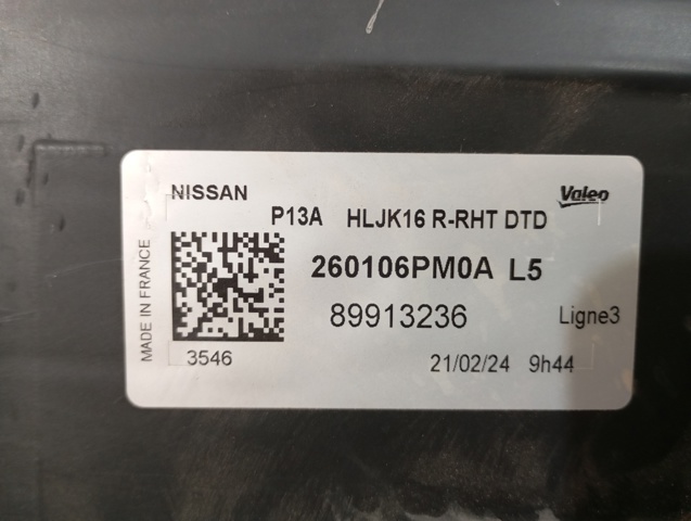 Luz direita 260106PM0A NISSAN