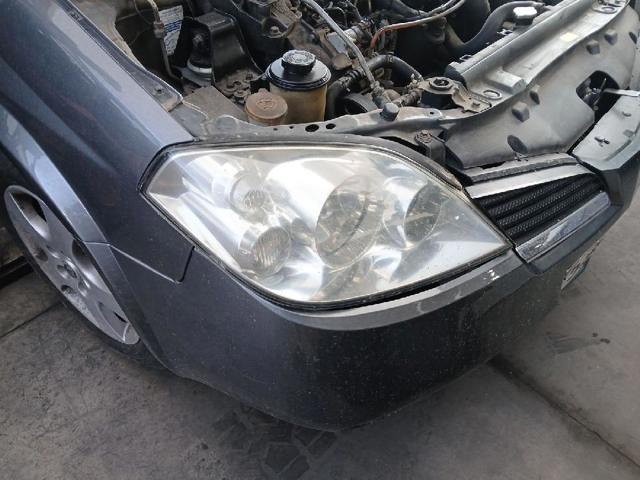 Luz direita 26010AU800 NISSAN