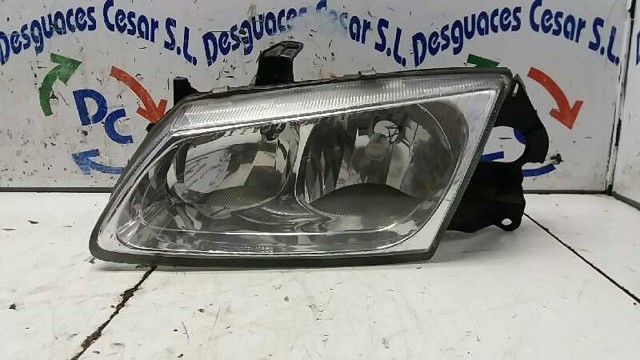 Luz direita 26010BN760 NISSAN