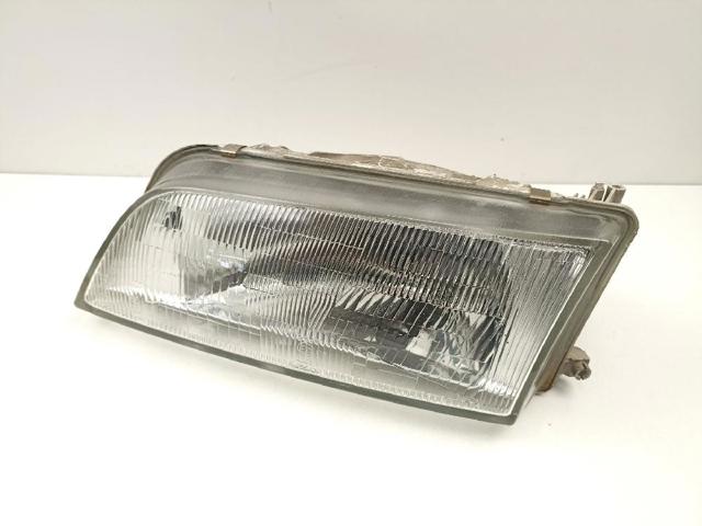 Luz esquerda 2606044U25 NISSAN