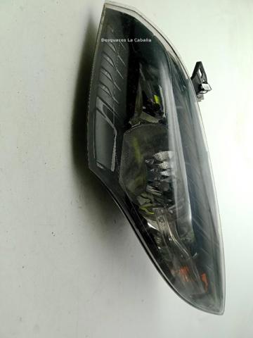 Luz esquerda 260607449R RENAULT