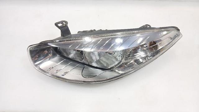 Luz esquerda 260608656R RENAULT