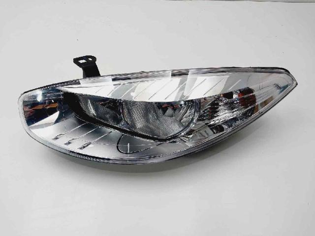 Luz esquerda 260608656R RENAULT