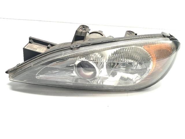 Luz esquerda 260609F600 NISSAN