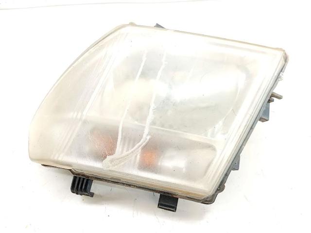 Luz esquerda 26060EB300 NISSAN