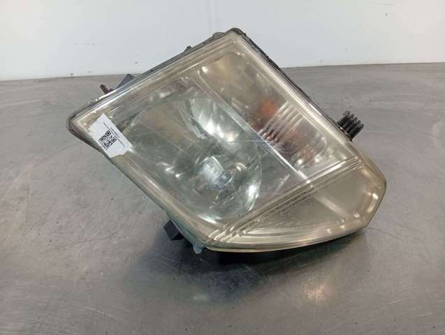 Luz esquerda 26060EB30A NISSAN