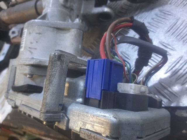 Sensor do ângulo de viragem do volante de direção 26108652 OPEL