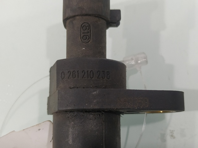 Sensor de posição (de revoluções) de cambota 261210238 FIAT