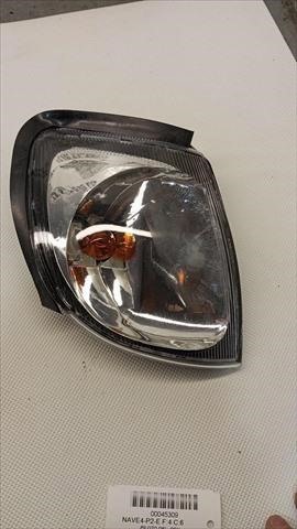 Pisca-pisca direito 261300X000 NISSAN