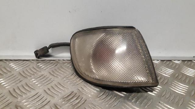 Pisca-pisca direito 261302F000 NISSAN