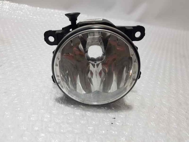 Luzes de nevoeiro esquerdas/direitas 261500097R MERCEDES