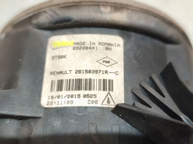 Luzes de nevoeiro direitas 261503971R RENAULT