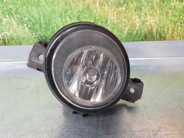 Luzes de nevoeiro esquerdas 2615589986 NISSAN