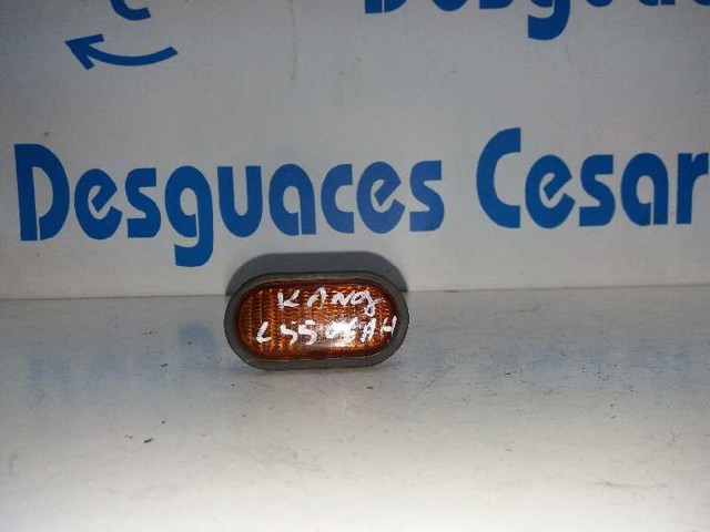 Luz intermitente no pára-lama 2616000QAA RENAULT
