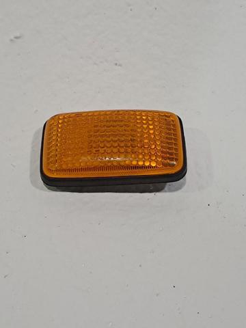 Luz intermitente no pára-lama 2616070N00 NISSAN