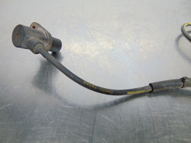 Sensor ABS dianteiro direito 265006677 TOYOTA