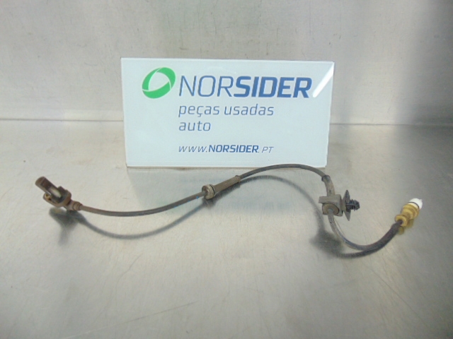 Sensor dianteiro de ABS 265007527 RENAULT