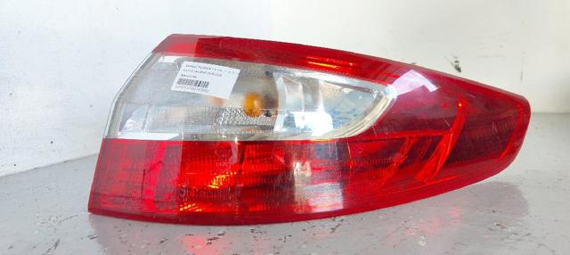 Lanterna traseira direita externa 265500016R RENAULT