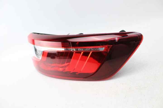 Lanterna traseira direita externa 265501150R RENAULT