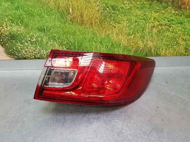 Lanterna traseira direita externa 265502631R RENAULT