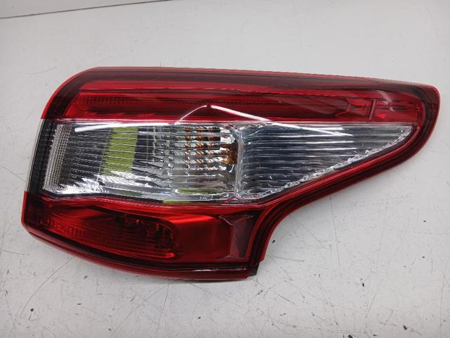 Lanterna traseira direita externa 265504EA0A NISSAN