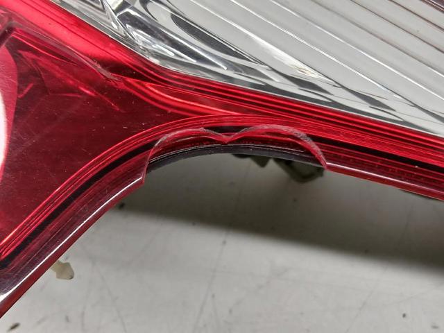 Lanterna traseira direita externa 265504EA0A NISSAN