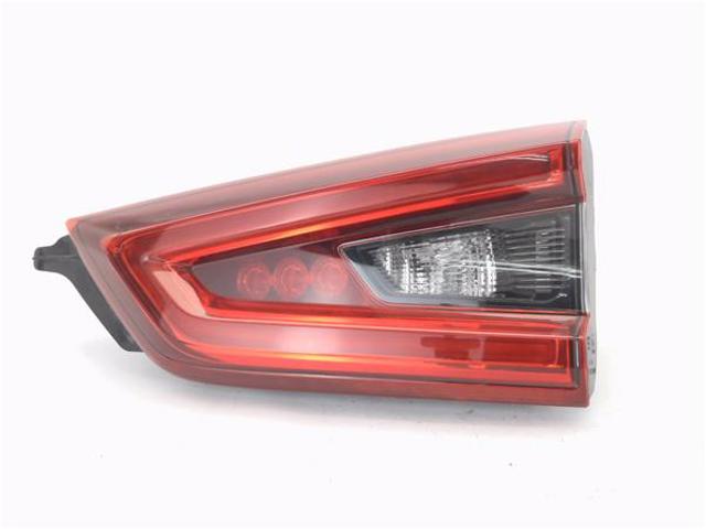 Lanterna traseira direita externa 265504EA0A NISSAN