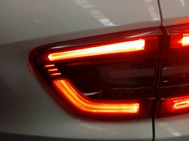 Lanterna traseira direita interna 265508898R RENAULT