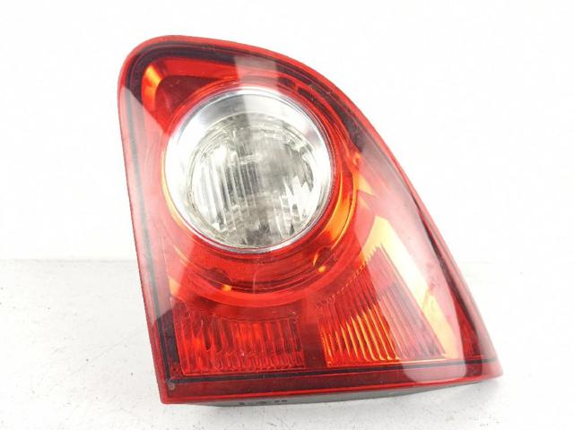 Lanterna traseira direita interna 26554JD85A NISSAN