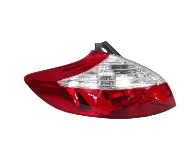 Lanterna traseira esquerda externa 265550007R RENAULT