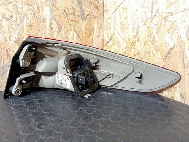 Lanterna traseira esquerda externa 265550016R RENAULT
