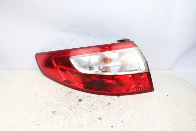Lanterna traseira esquerda externa 265550016R RENAULT