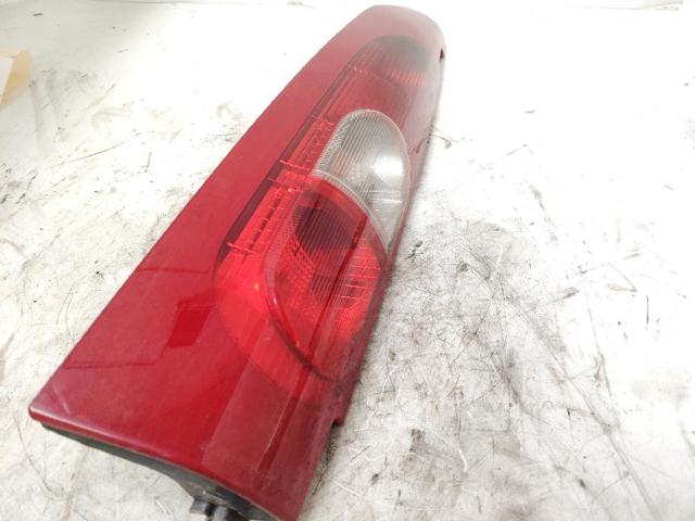 Lanterna traseira direita 2655500QAN NISSAN