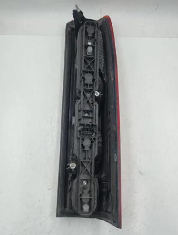 Lanterna traseira esquerda 265550674R RENAULT