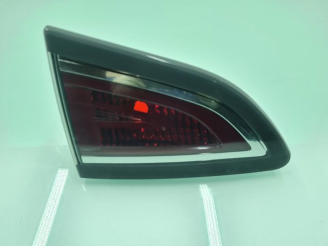 Lanterna traseira esquerda interna 265551471R RENAULT