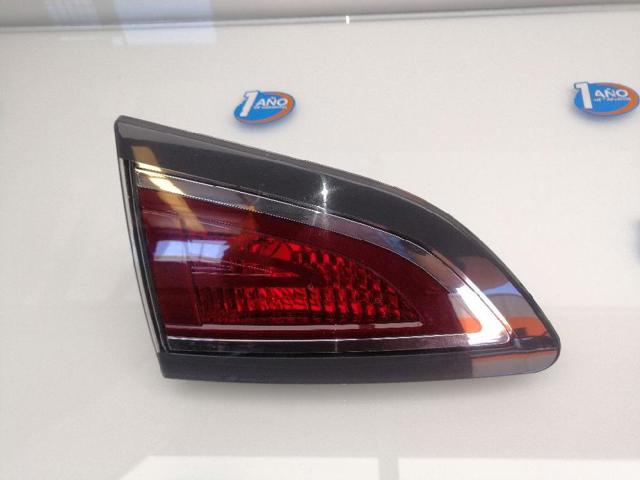 Lanterna traseira esquerda interna 265551471R RENAULT