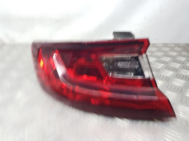 Lanterna traseira esquerda externa 265554829R RENAULT