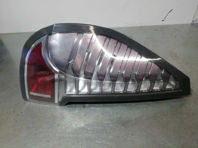 Lanterna traseira esquerda externa 265558940R RENAULT