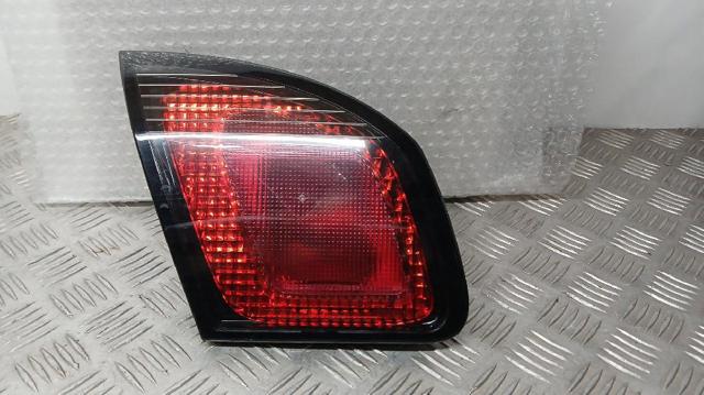 Lanterna traseira esquerda interna 265559F610 NISSAN