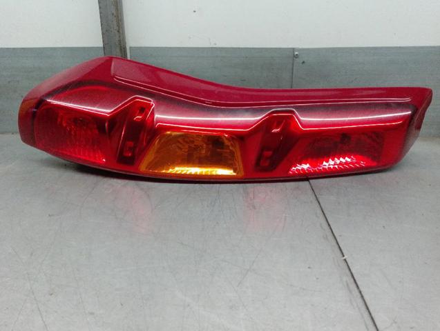 Lanterna traseira esquerda 26555JG00A NISSAN
