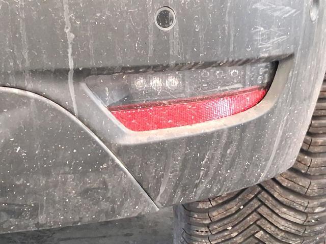 Lanterna de nevoeiro traseira direita 265801655R RENAULT