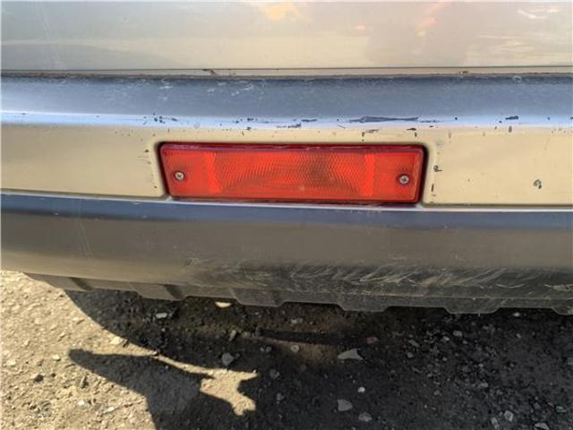 Lanterna de nevoeiro traseira 265808H900 NISSAN