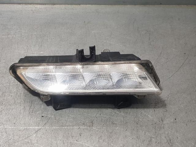 Luzes máximas direitas 266000411R RENAULT