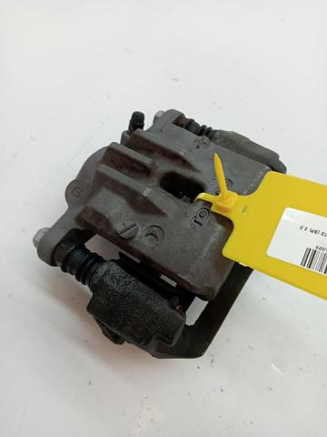 Suporte do freio traseiro direito 26692AG020 SUBARU